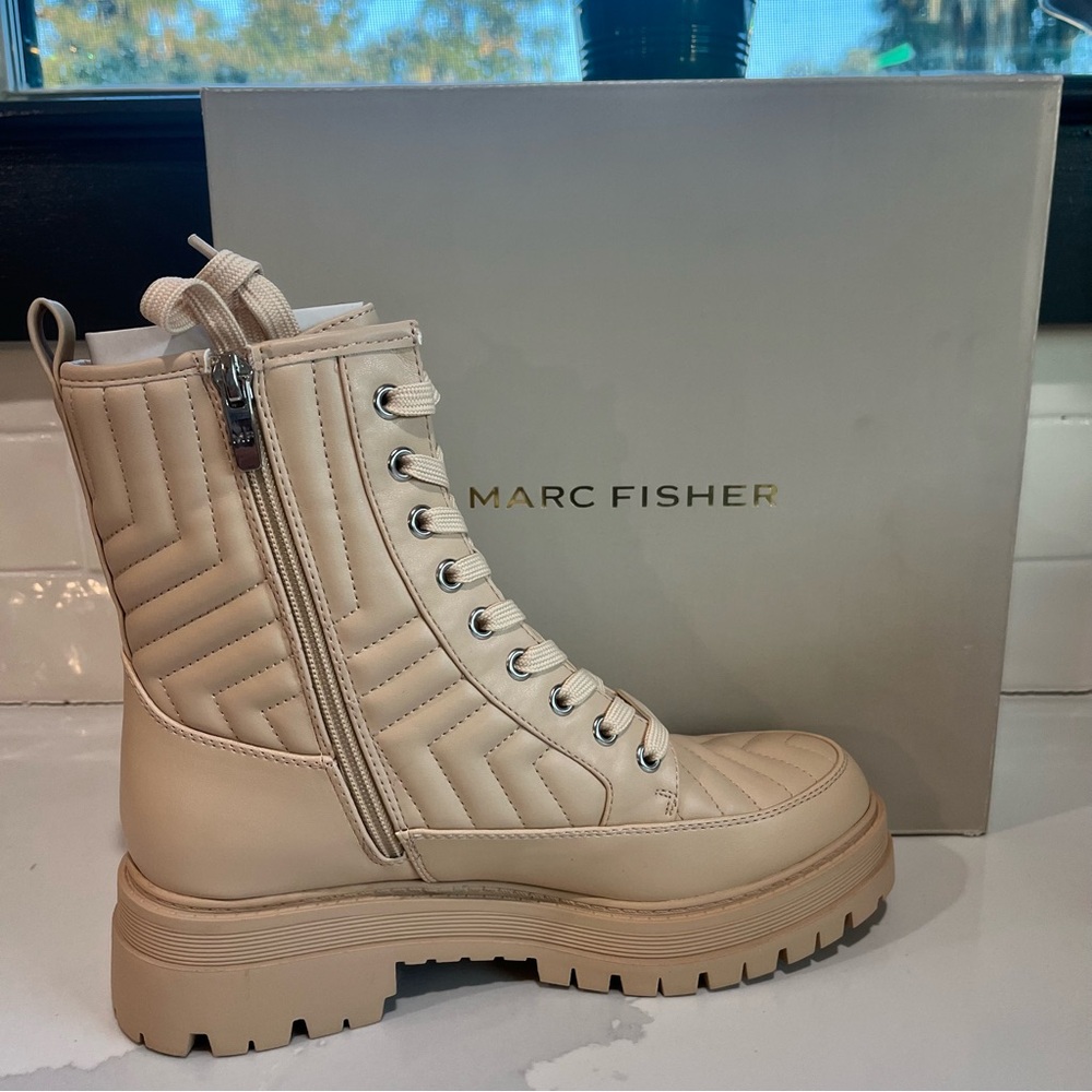 Marc Fisher Pierce Quilted Faux Leather Pierce Light Natural Combat Boot Sz 10 - Picture 8 of 14